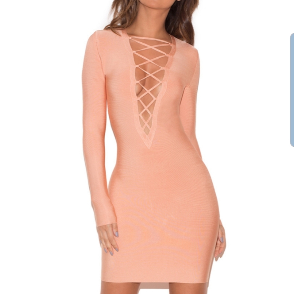 Dress house of CB